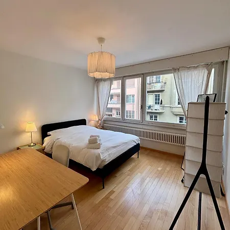 Simple & Comfy On Gartenstrasse Берн