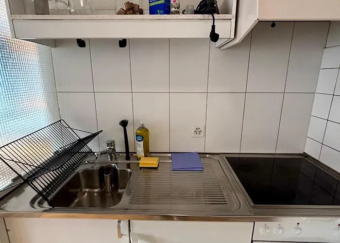 Simple & Comfy On Gartenstrasse Апартаменти Берн